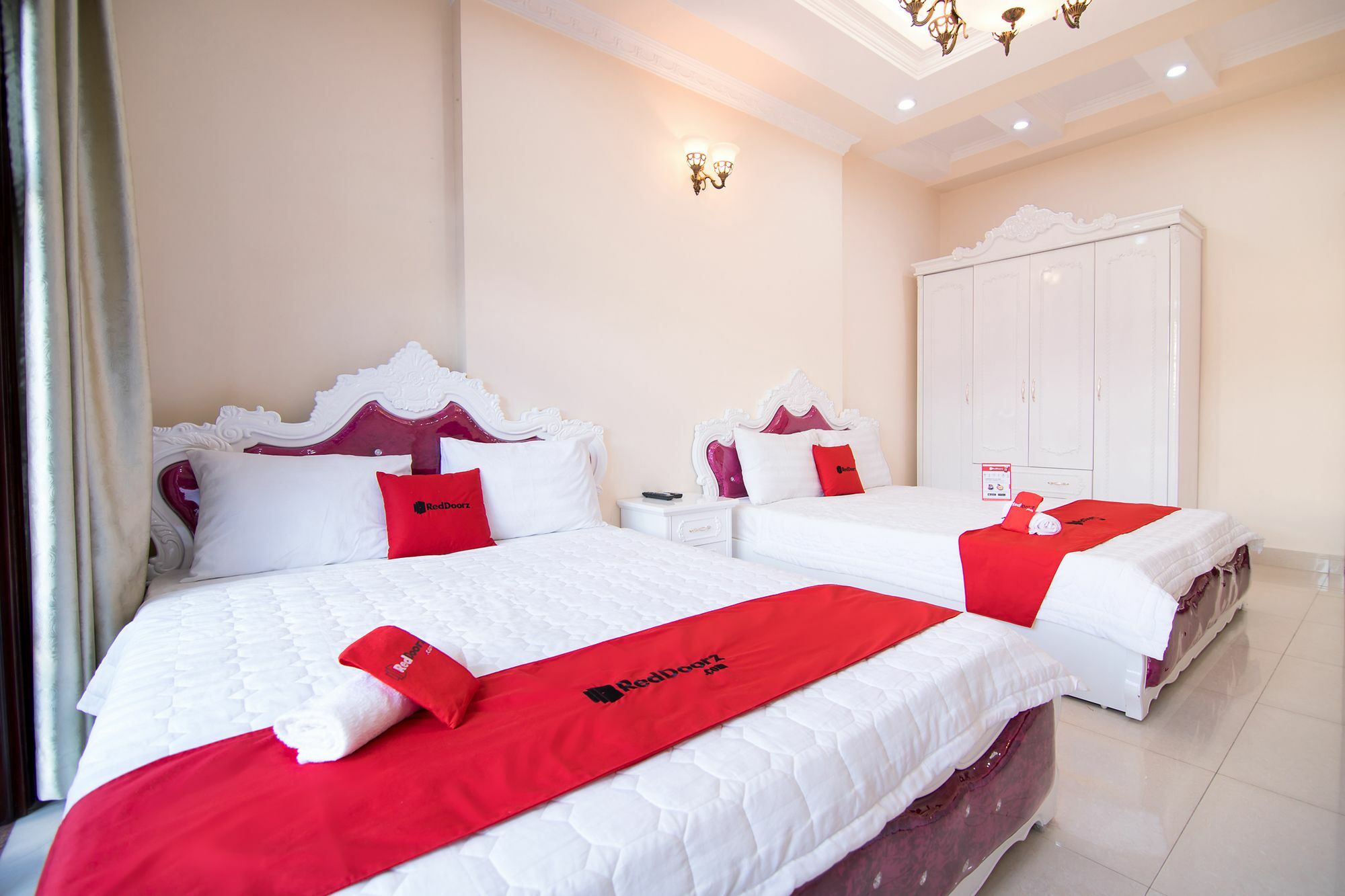 Reddoorz Near Pico Plaza Cong Hoa Hotel Ho Chi Minh City Exterior photo