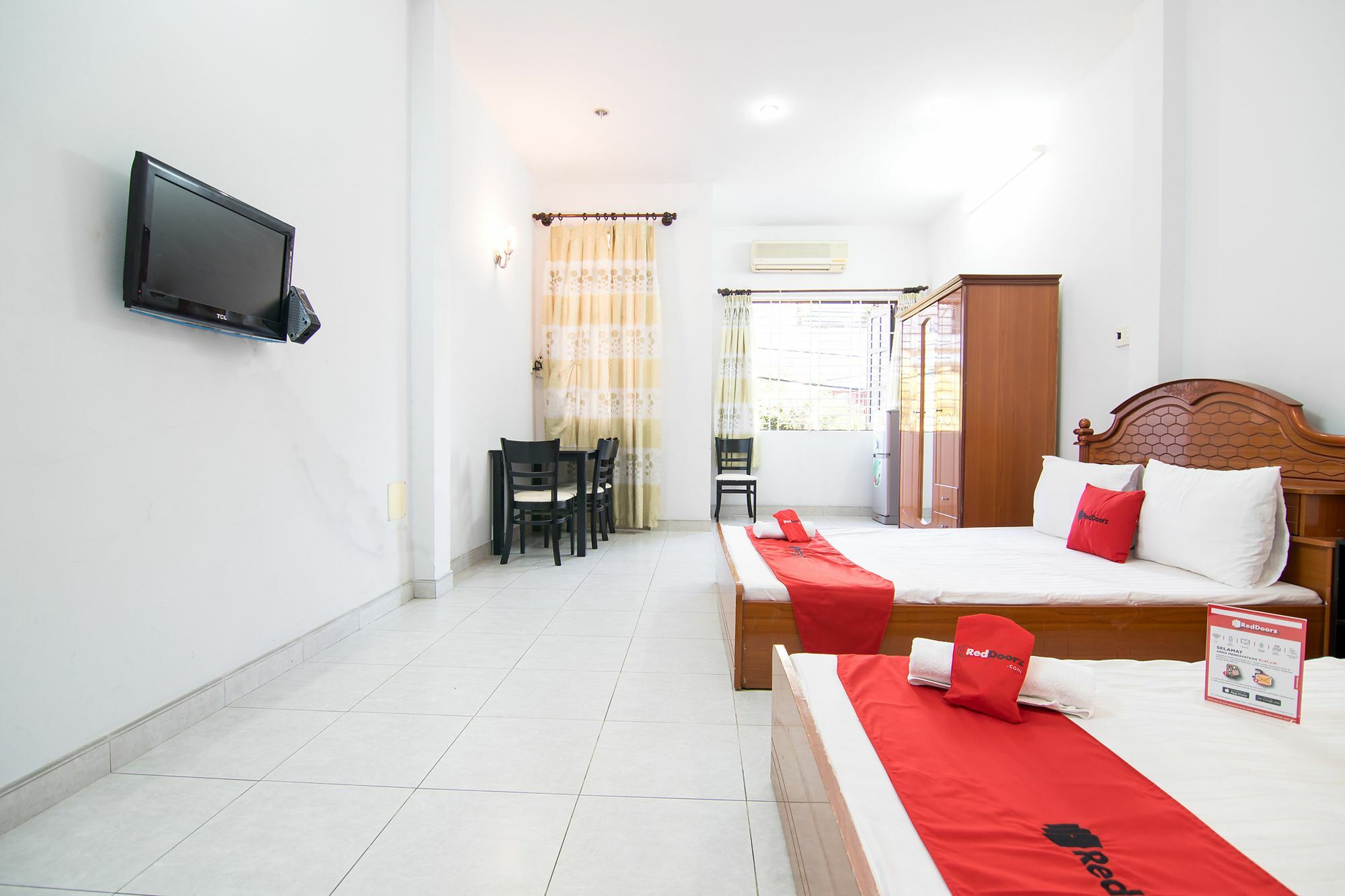 Reddoorz Near Pico Plaza Cong Hoa Hotel Ho Chi Minh City Exterior photo